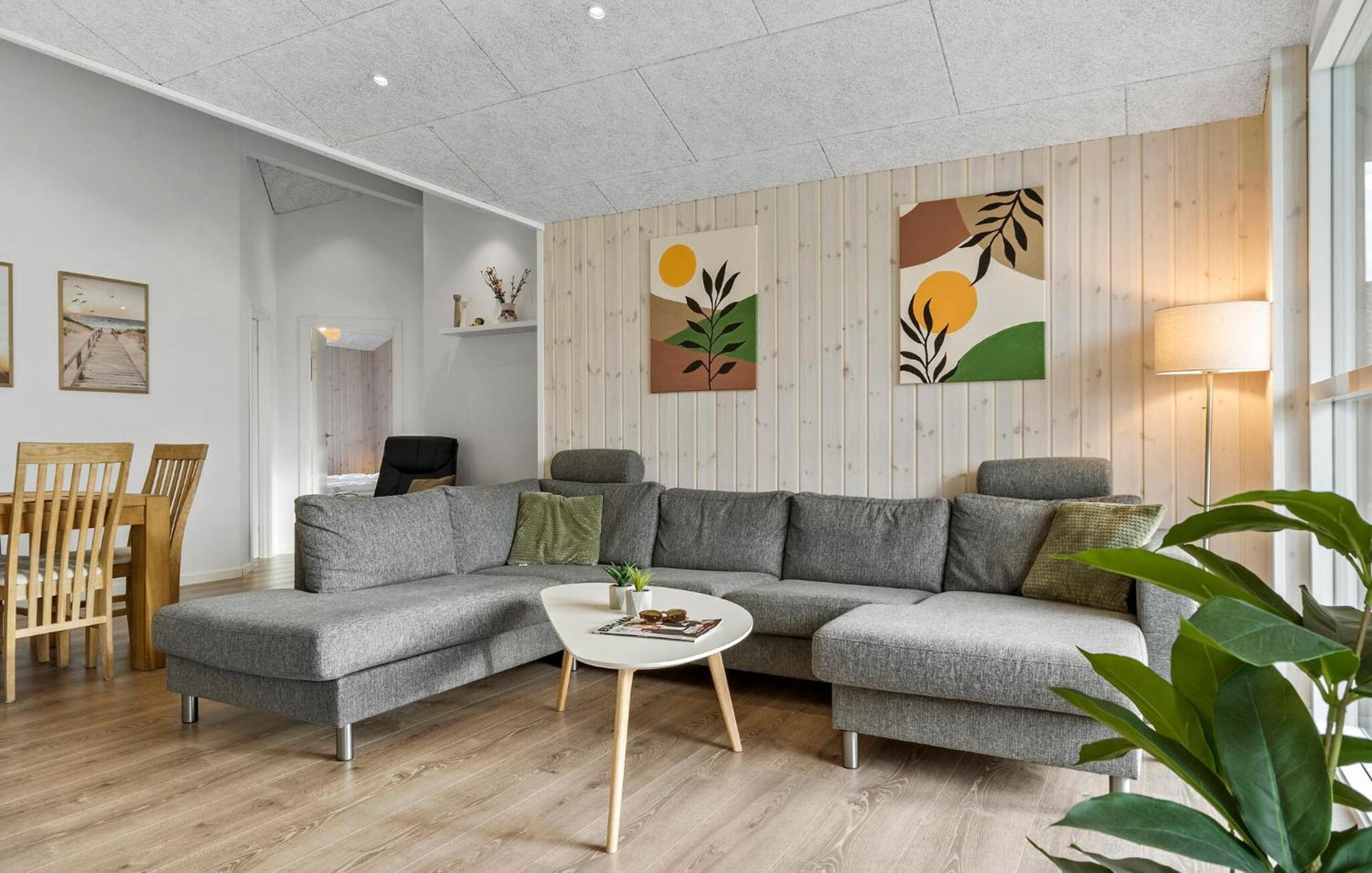 Beautiful Home In Tarm With Sauna 外观 照片