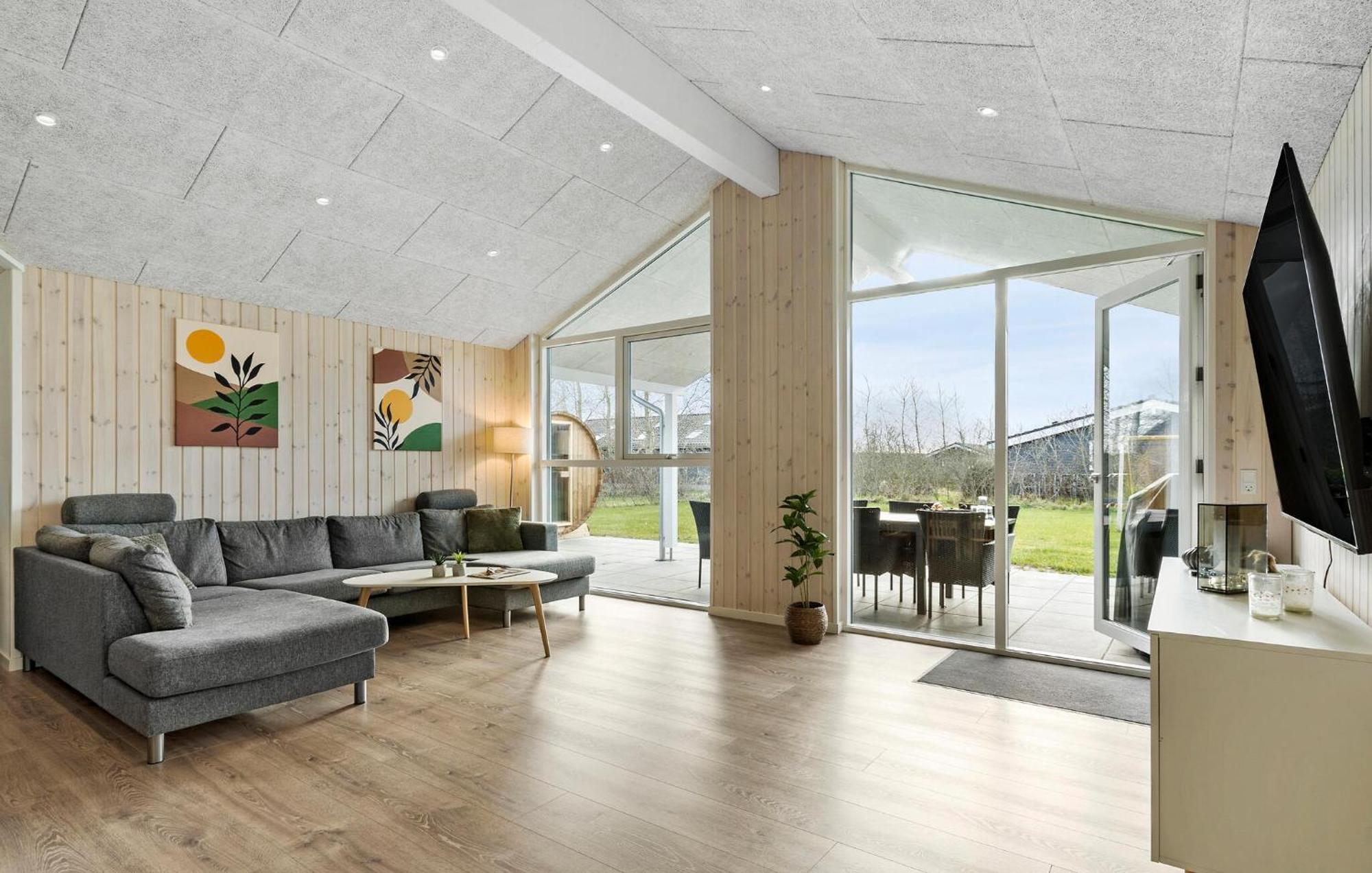 Beautiful Home In Tarm With Sauna 外观 照片